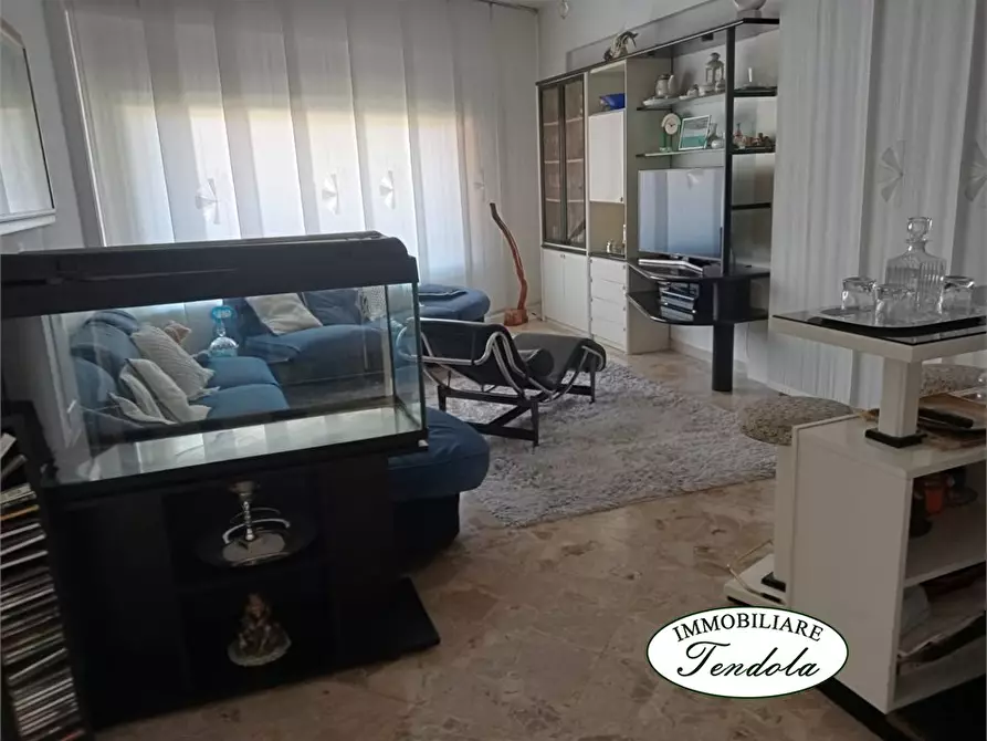 Immagine 5 di Casa indipendente in vendita  a Carrara