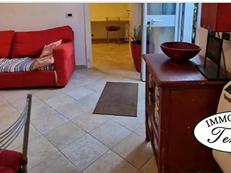 Immagine 1 di Casa indipendente in vendita  a Carrara