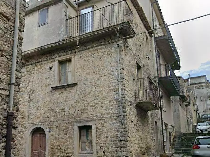 Immagine 2 di Casa indipendente in vendita  15 a Montalbano Elicona