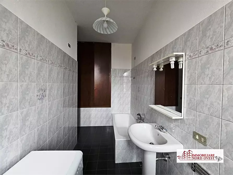 Immagine 9 di Casa indipendente in vendita  16 a Corbetta