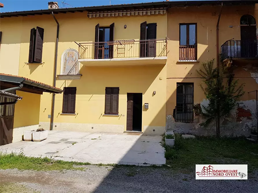 Immagine 1 di Casa indipendente in vendita  16 a Corbetta