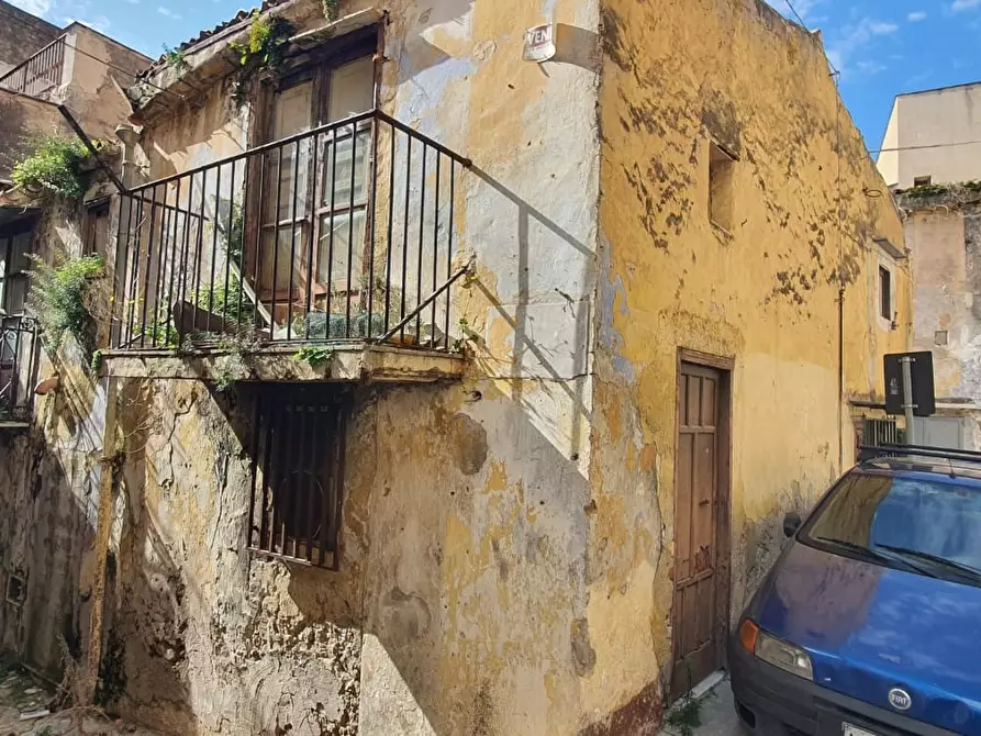 Immagine 1 di Casa indipendente in vendita  a Monreale