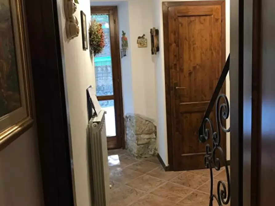 Immagine 10 di Casa indipendente in vendita  a Montecreto