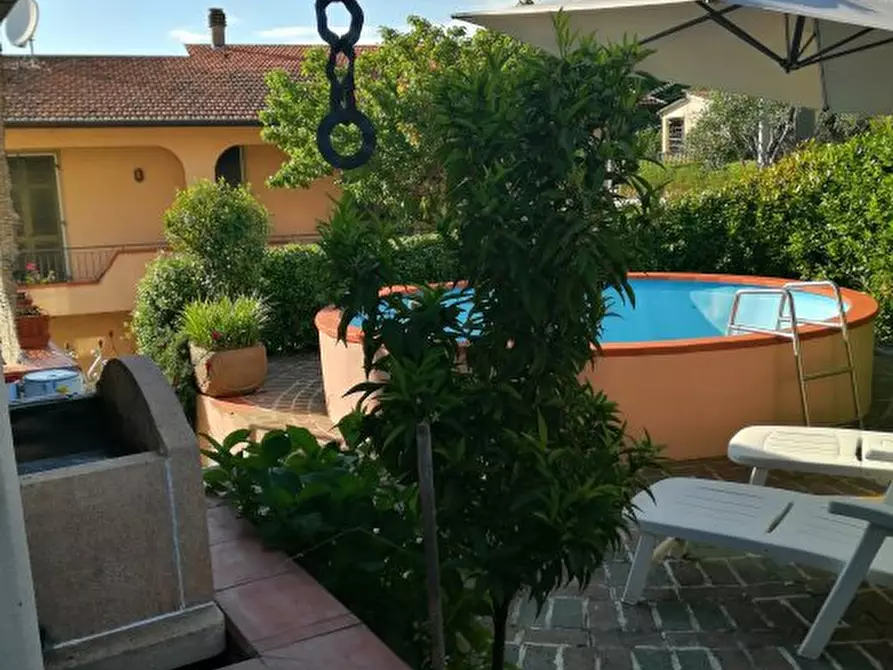 Immagine 3 di Casa semindipendente in vendita  a Castelnuovo Magra