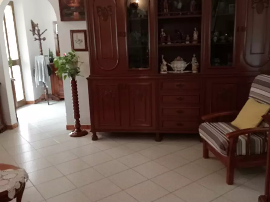 Immagine 4 di Casa semindipendente in vendita  a Ameglia