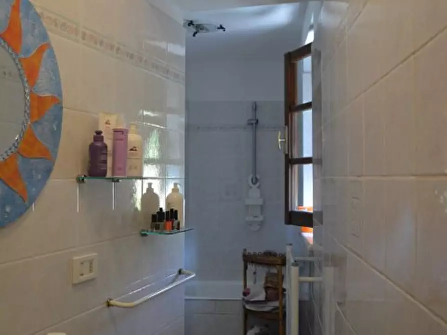 Immagine 7 di Casa semindipendente in vendita  a Castelnuovo Magra