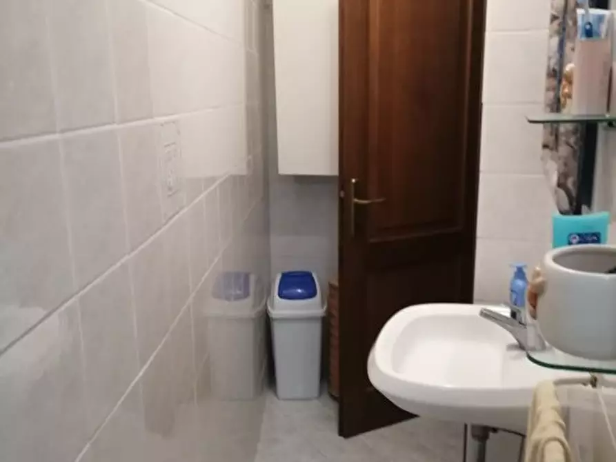 Immagine 6 di Casa semindipendente in vendita  a Castelnuovo Magra