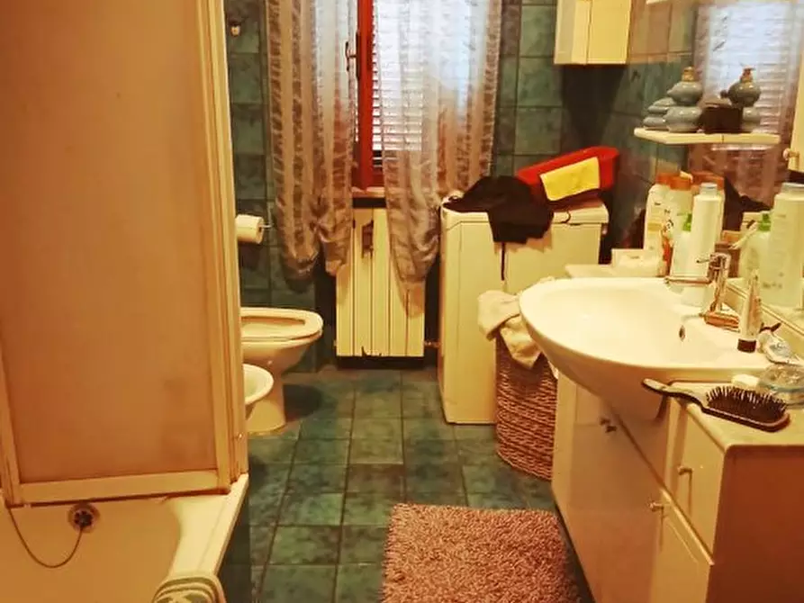 Immagine 9 di Casa semindipendente in vendita  a Castelnuovo Magra