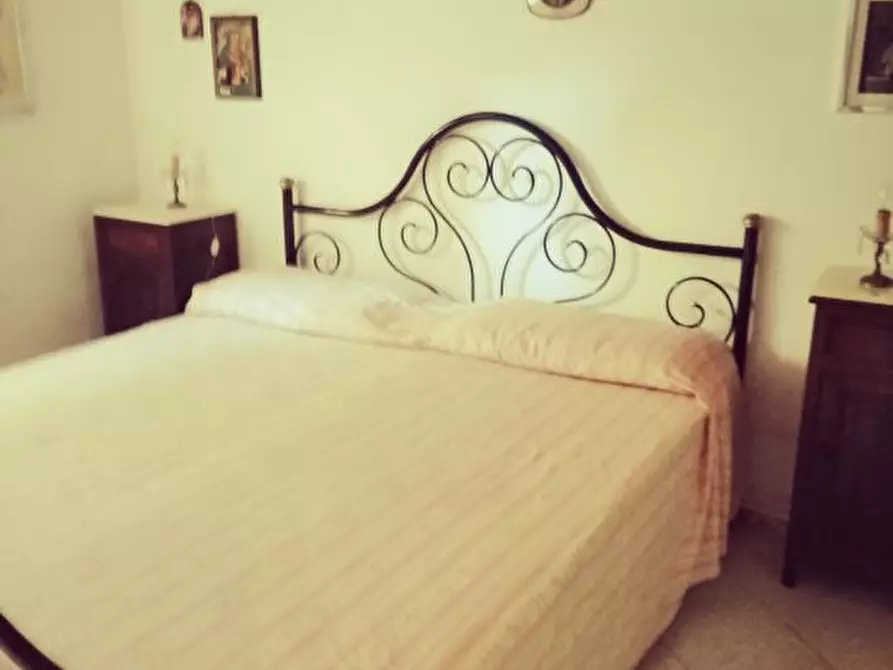 Immagine 10 di Casa semindipendente in vendita  a Ameglia