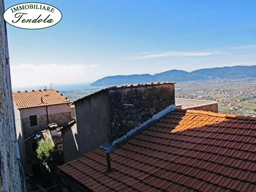 Immagine 7 di Casa semindipendente in vendita  a Ortonovo