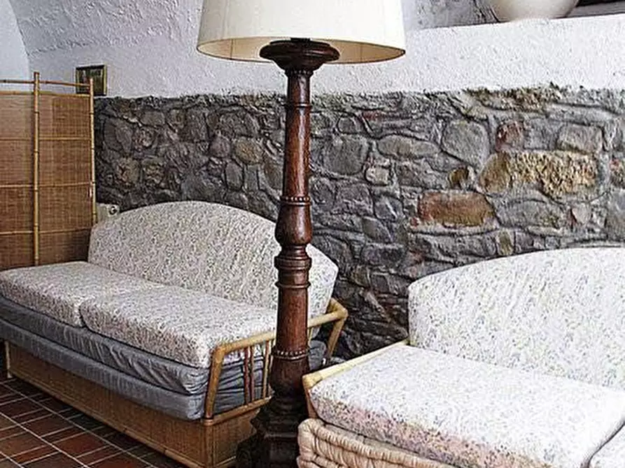 Immagine 3 di Casa semindipendente in vendita  a Ortonovo