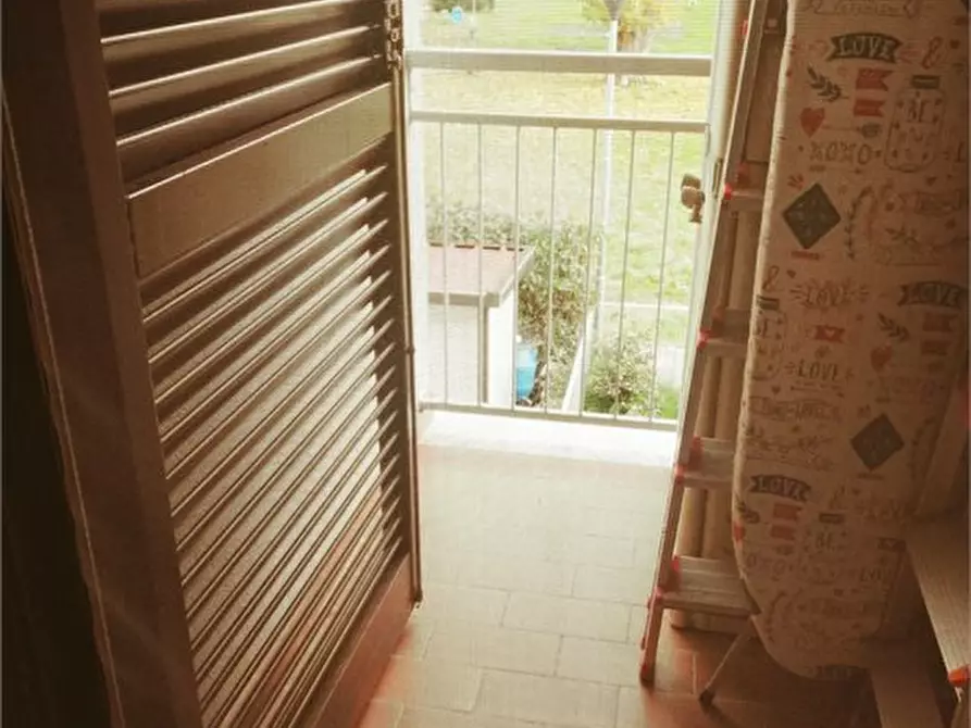 Immagine 4 di Casa semindipendente in vendita  a Ortonovo