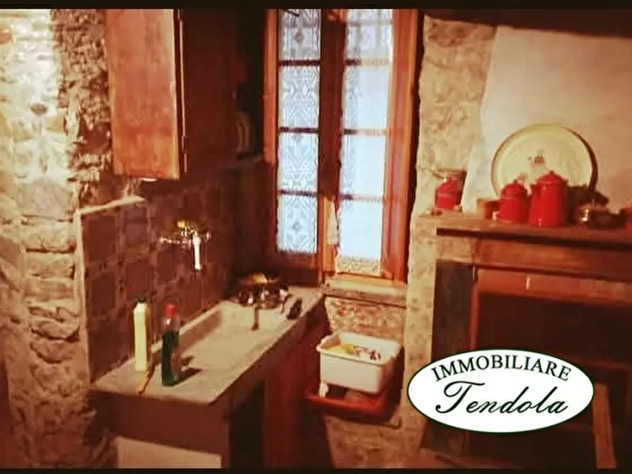 Immagine 3 di Casa semindipendente in vendita  a Ameglia