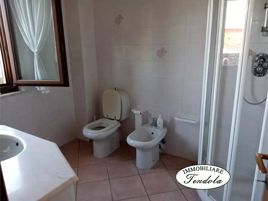 Immagine 4 di Casa semindipendente in vendita  a Ortonovo