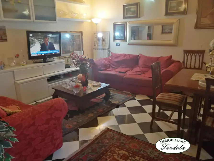 Immagine 2 di Casa semindipendente in vendita  a Ameglia