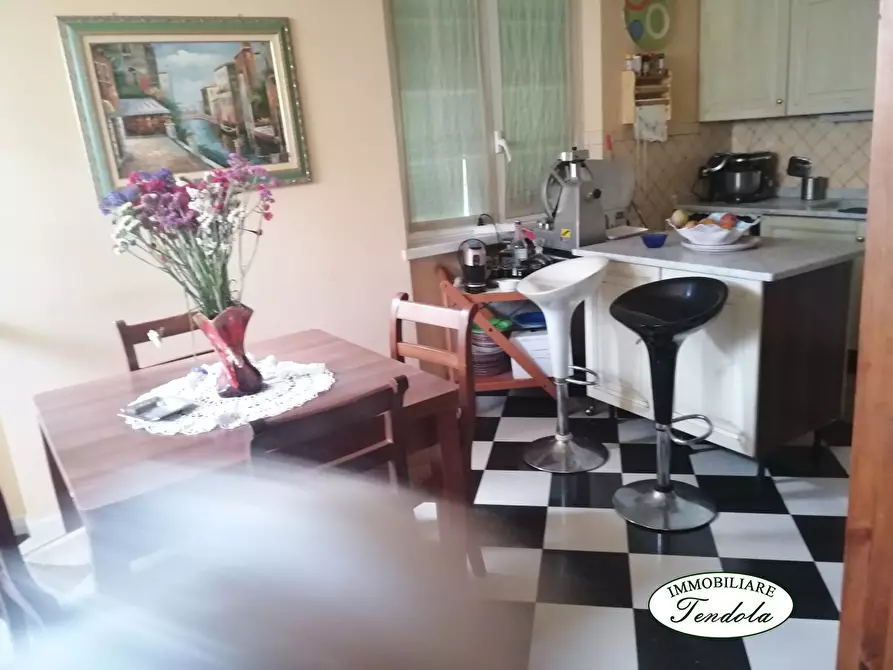 Immagine 3 di Casa semindipendente in vendita  a Ameglia