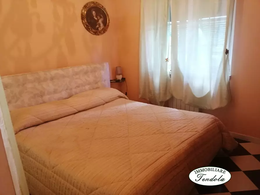 Immagine 6 di Casa semindipendente in vendita  a Ameglia