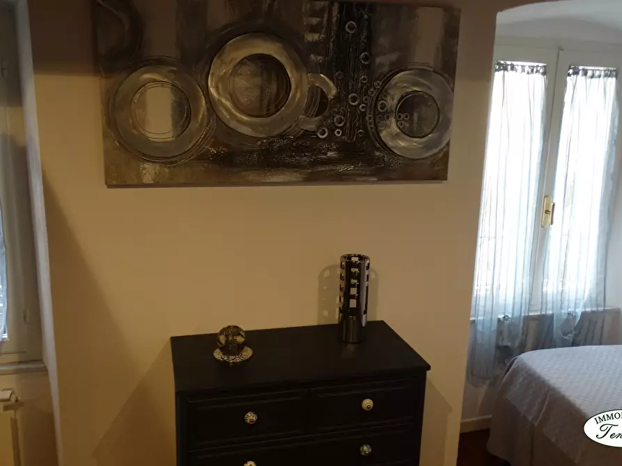 Immagine 10 di Casa semindipendente in vendita  a Ortonovo