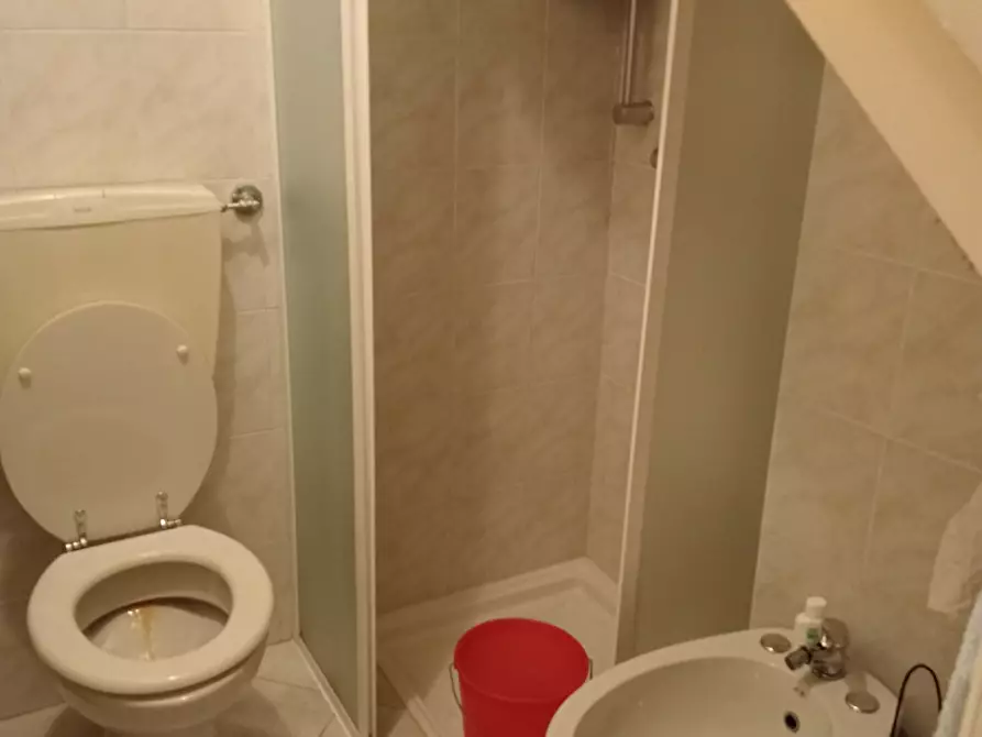 Immagine 4 di Casa semindipendente in vendita  a Castelnuovo Magra