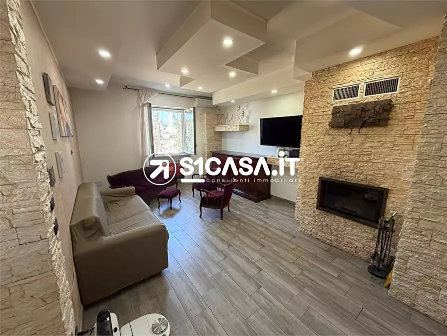 Immagine 1 di Casa semindipendente in vendita  128 a Galatone