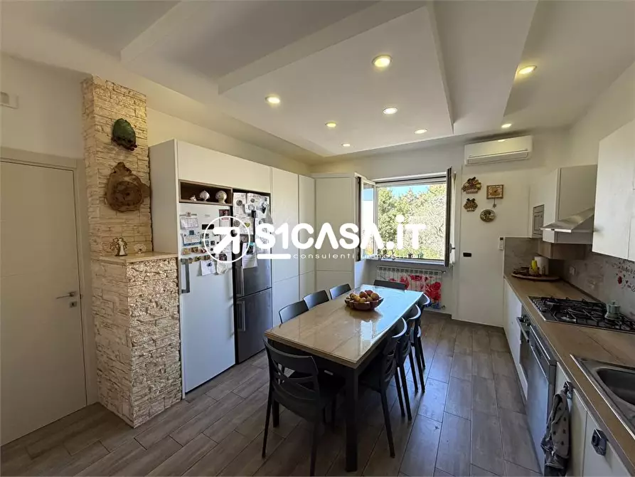 Immagine 4 di Casa semindipendente in vendita  128 a Galatone