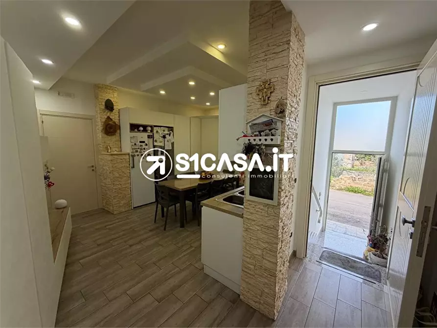 Immagine 3 di Casa semindipendente in vendita  128 a Galatone