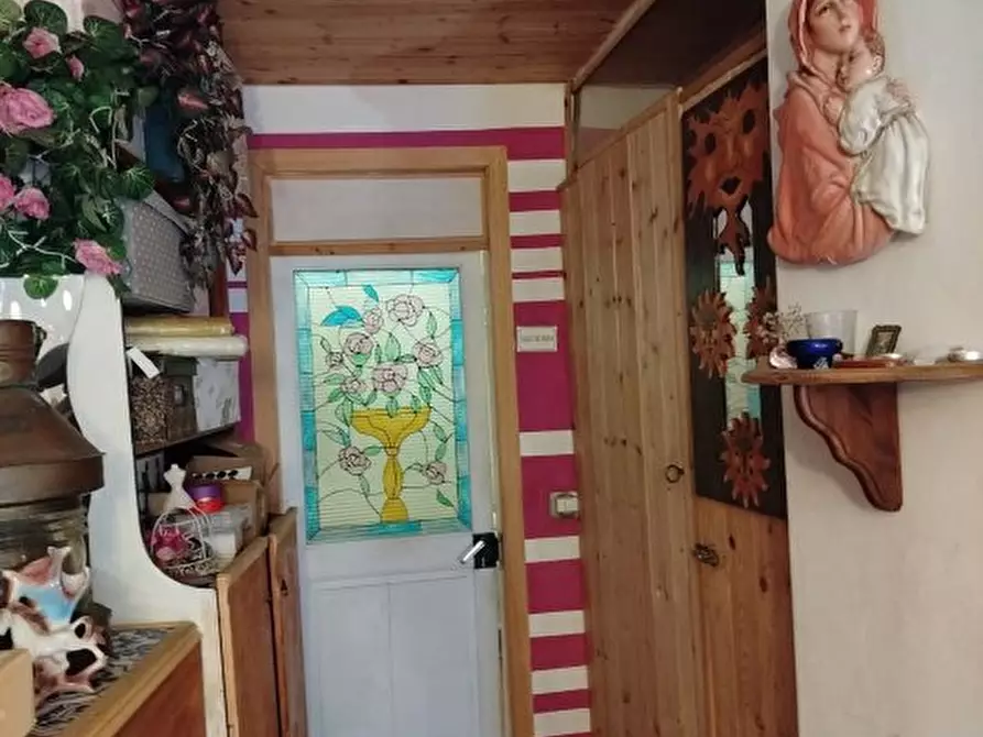 Immagine 9 di Casa semindipendente in vendita  a Fosdinovo