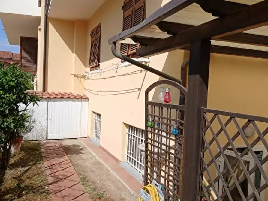 Immagine 5 di Casa semindipendente in vendita  a Fosdinovo