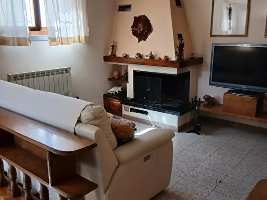 Immagine 7 di Casa semindipendente in vendita  a Fosdinovo