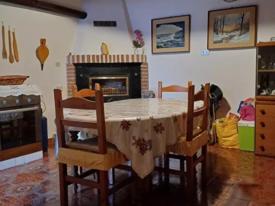 Immagine 3 di Casa semindipendente in vendita  a Fosdinovo