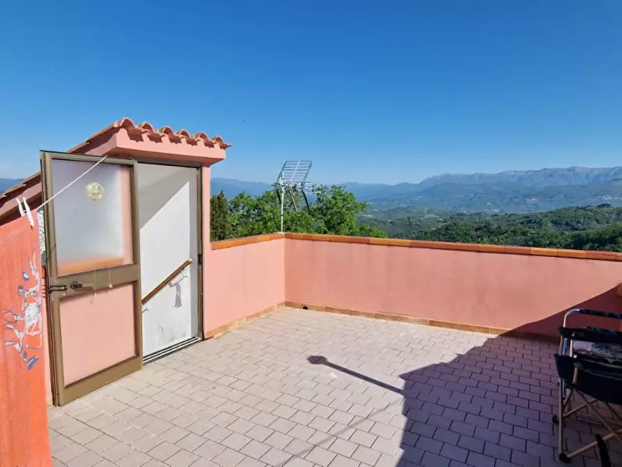 Immagine 7 di Casa semindipendente in vendita  a Fosdinovo