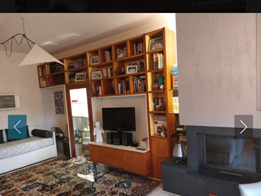 Immagine 5 di Casa semindipendente in vendita  a Carrara