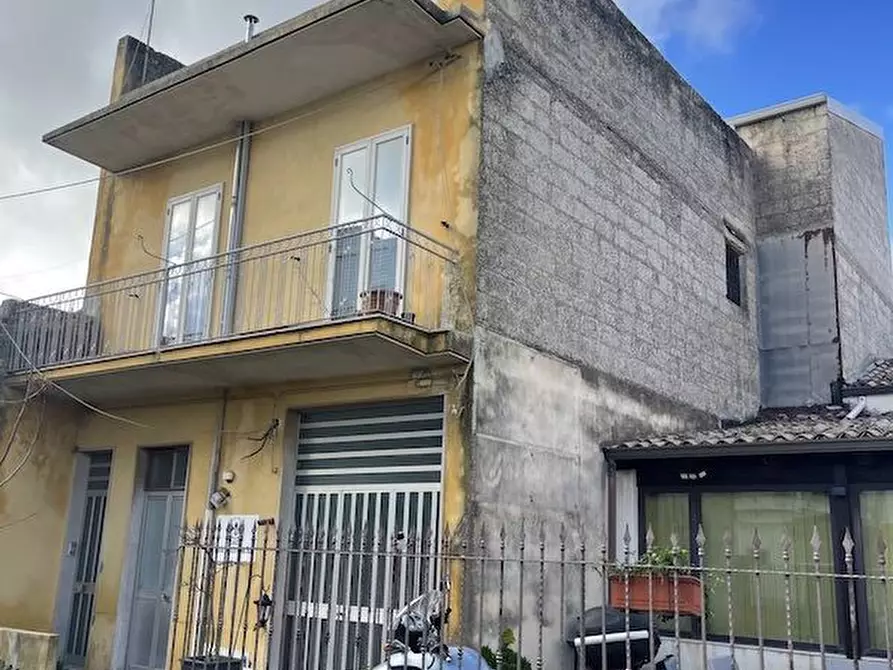 Immagine 2 di Casa indipendente in vendita  3 a Ragusa