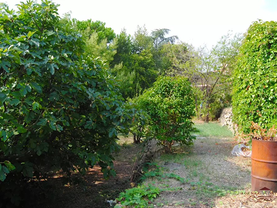 Immagine 8 di Casa indipendente in vendita  a Bordighera