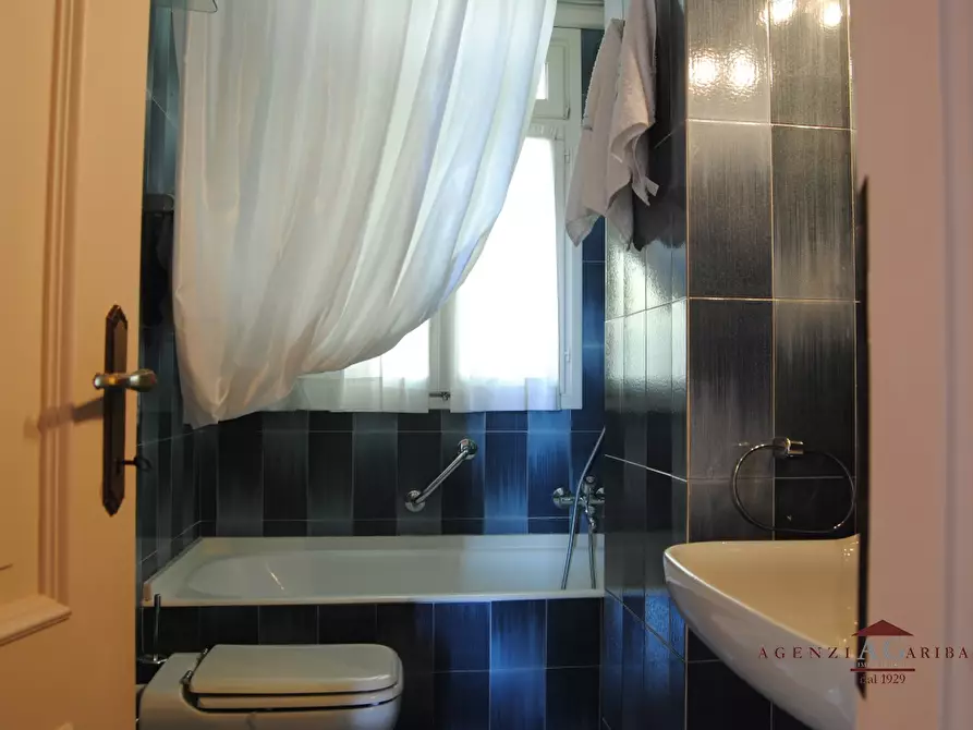 Immagine 7 di Casa semindipendente in vendita  a Bordighera