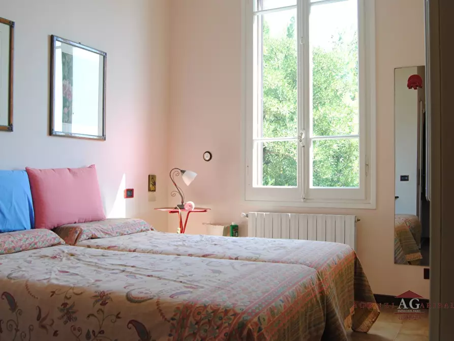 Immagine 5 di Casa semindipendente in vendita  a Bordighera