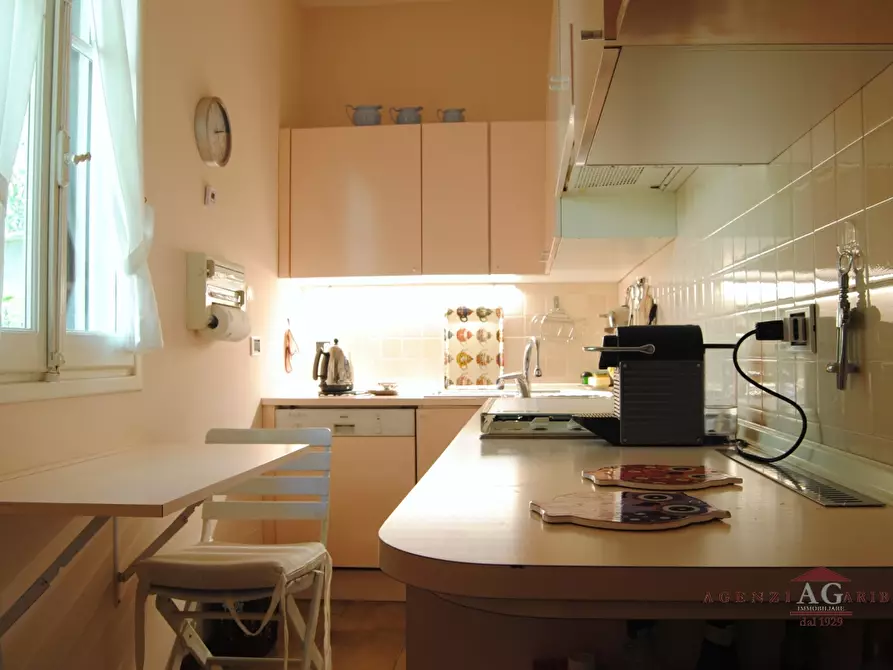 Immagine 6 di Casa semindipendente in vendita  a Bordighera