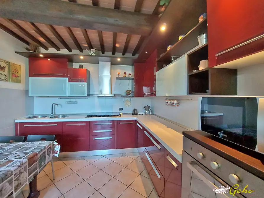 Immagine 9 di Villa in vendita  a San Gimignano