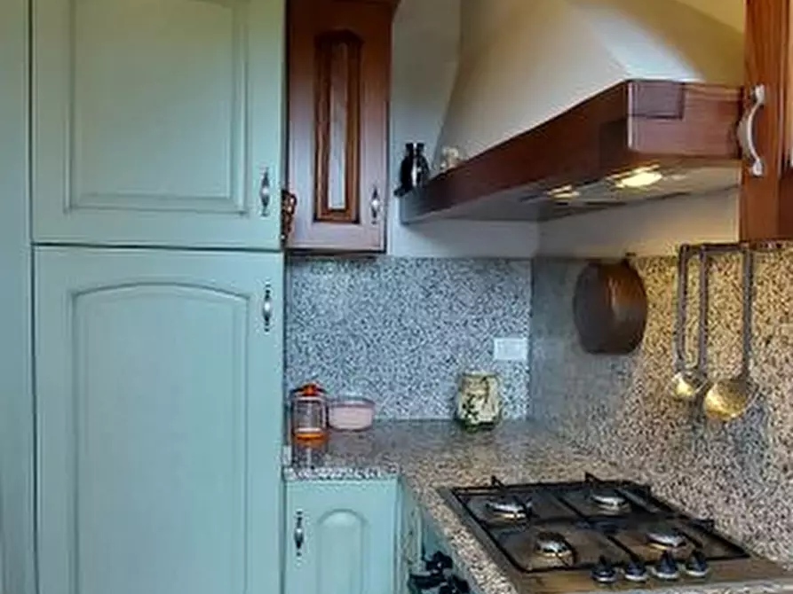 Immagine 10 di Villa in vendita  a San Gimignano