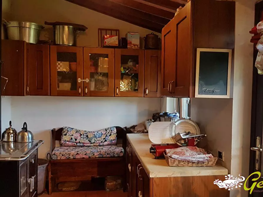 Immagine 8 di Villa in vendita  a San Gimignano