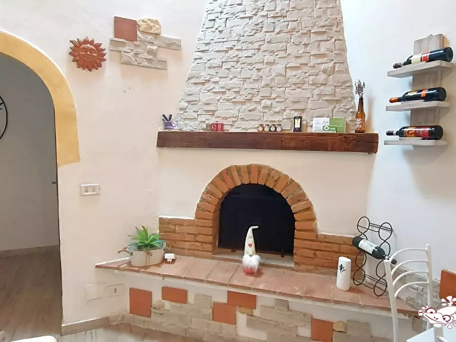 Immagine 5 di Villa in vendita  a San Gimignano