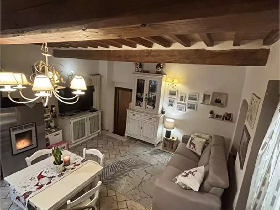 Immagine 10 di Villa in vendita  a San Gimignano