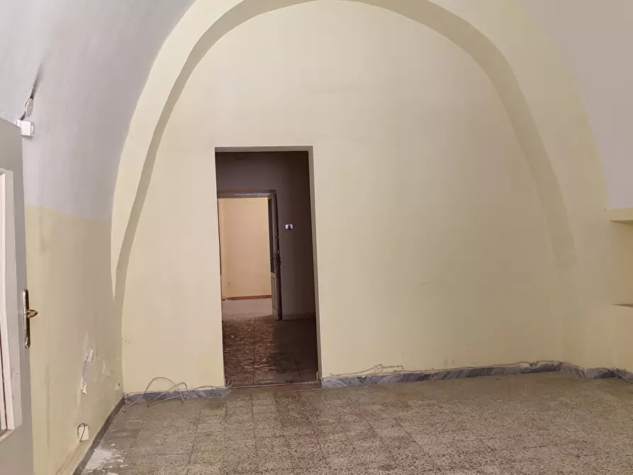 Immagine 9 di Villa in vendita  34 a Bari