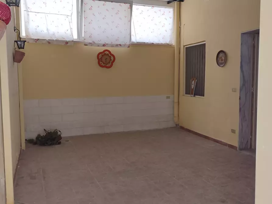 Immagine 4 di Villa in vendita  34 a Bari