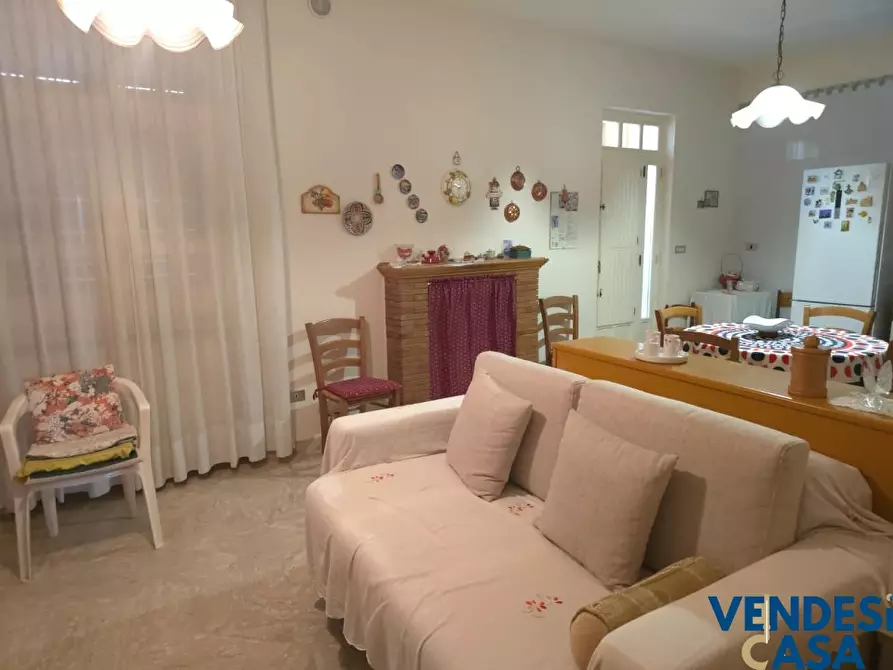 Immagine 7 di Casa indipendente in vendita  35/A a Adelfia