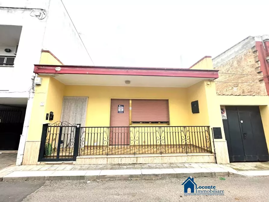 Immagine 1 di Casa indipendente in vendita  a Cellamare