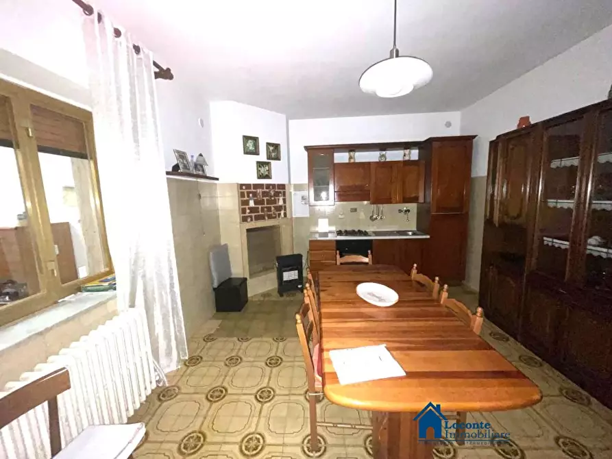 Immagine 8 di Casa indipendente in vendita  a Cellamare
