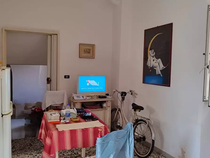 Immagine 2 di Villa in vendita  a Bari