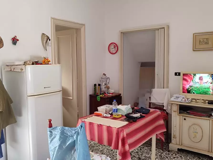 Immagine 3 di Villa in vendita  a Bari