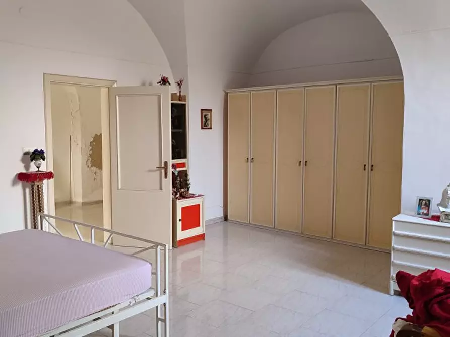 Immagine 9 di Villa in vendita  a Bari